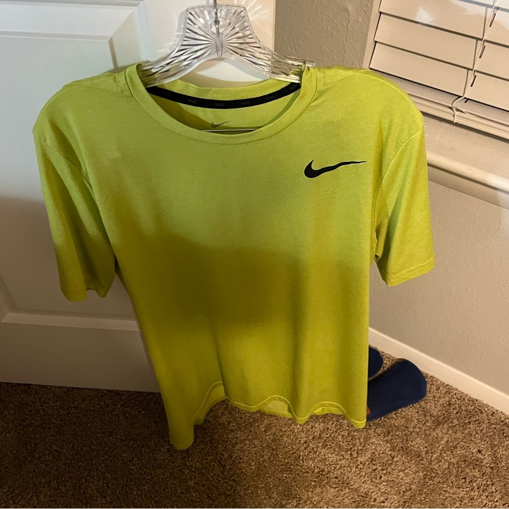 Nike DriFit Shirt